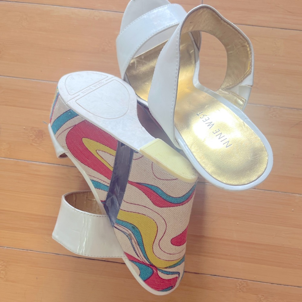 Nine West Retro White Wedges size 7.5 Beautiful - Picture 2 of 8
